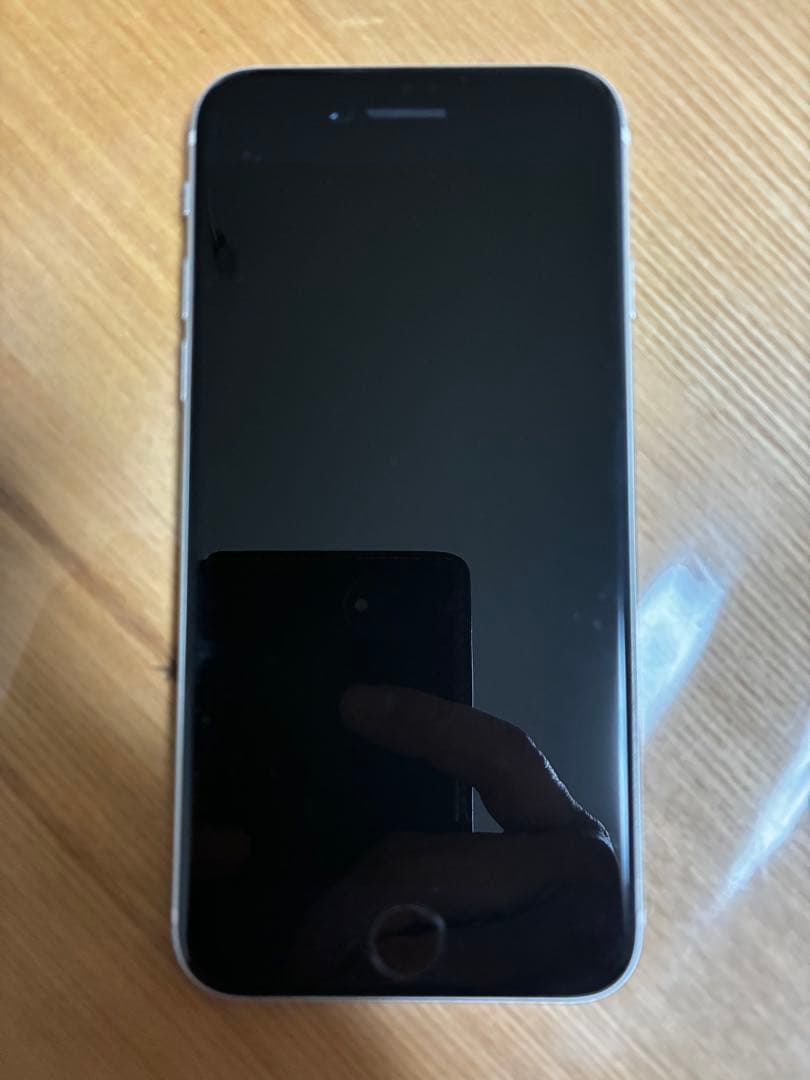 Apple iPhone SE (第2世代) ホワイト
