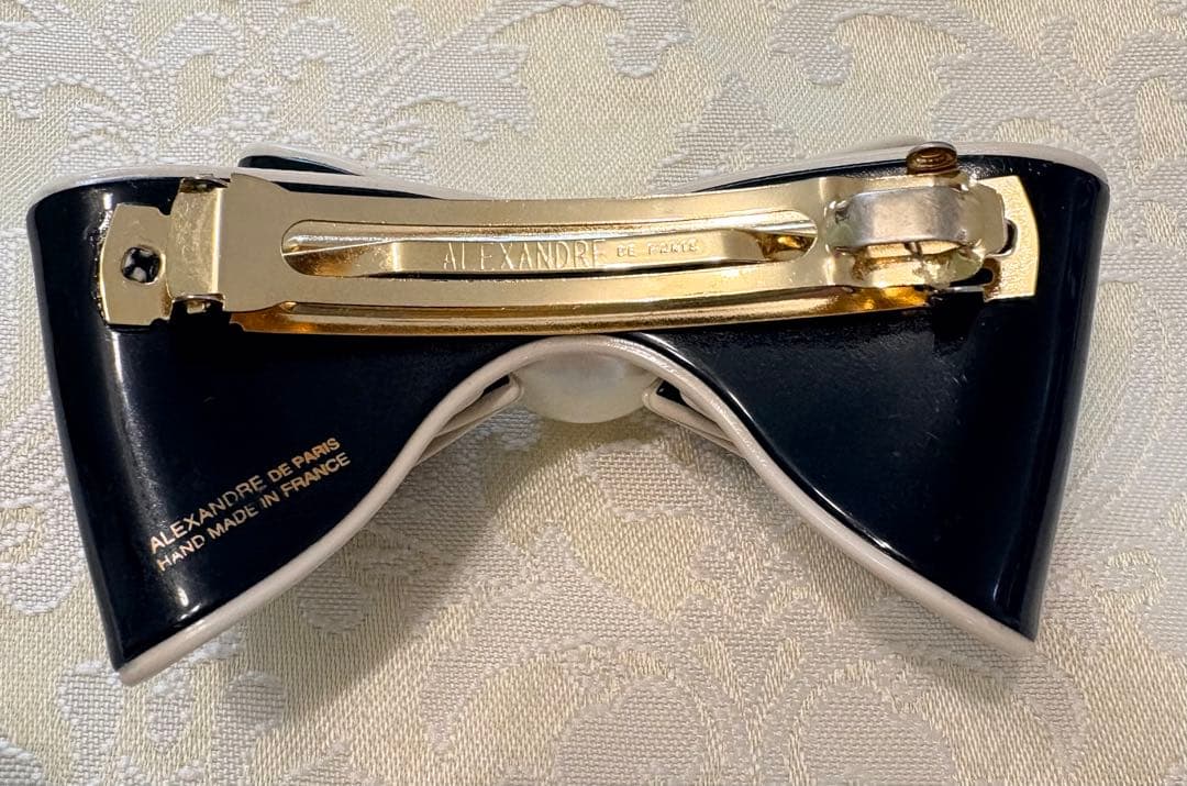 ❤️最終価格❤️美品✨アレクサンドルドゥパリ 立体 パール リボン バレッタ 黒