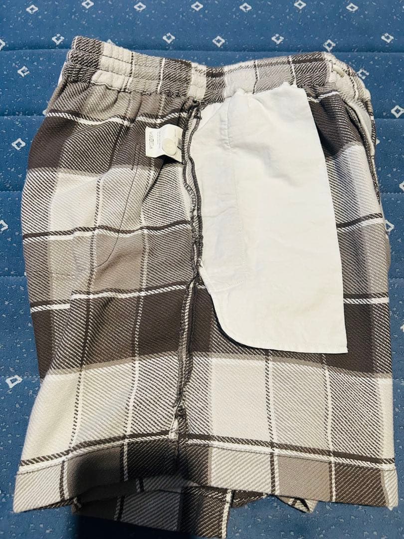 UNUSEDチェック柄ショートパンツ