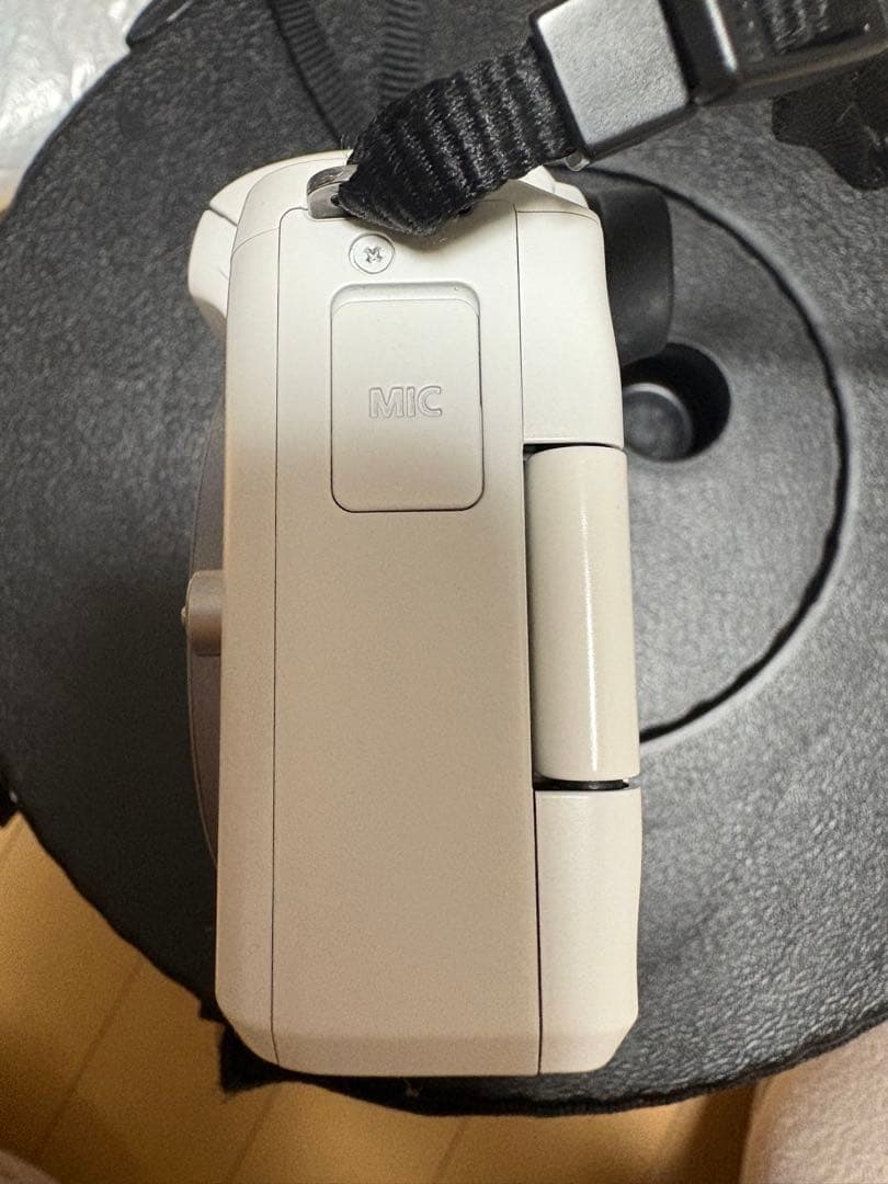 Canon EOS Kiss M2 ボディ　動作未確認