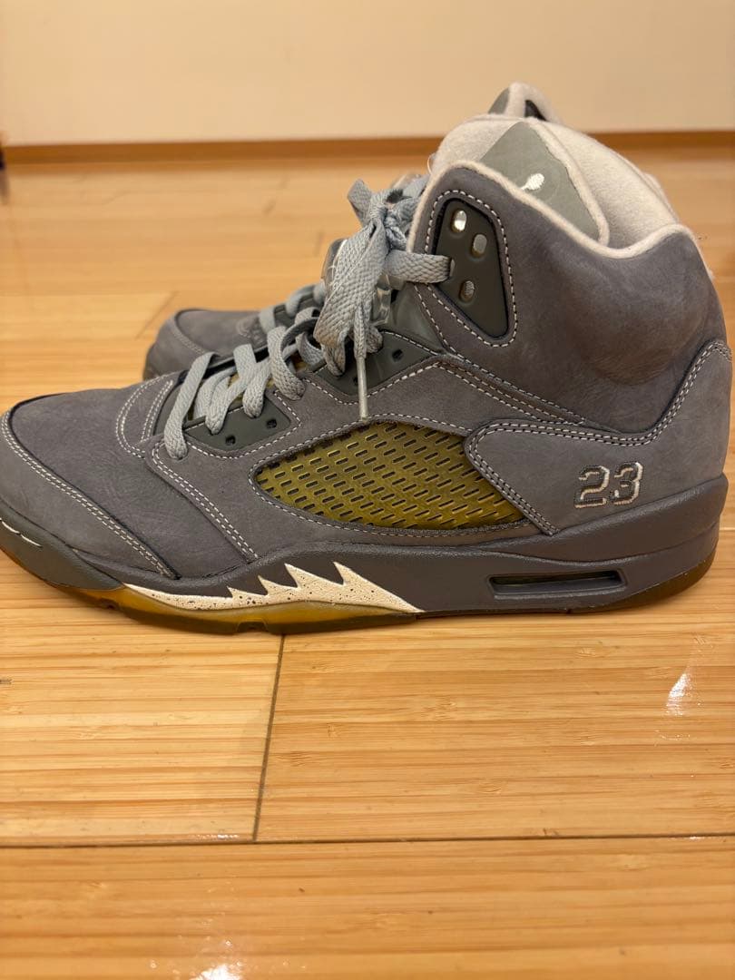 未使用　エアジョーダン 5 レトロ　グレー　 サイズ28cm