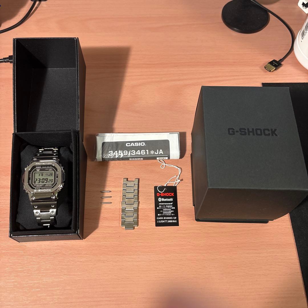 【美品】G-SHOCK CASIO GMW-B5000D-1JF