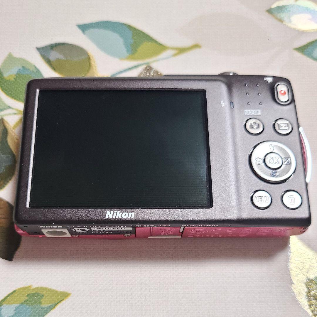 NikonニコンCOOLPIX S3300 ピンク