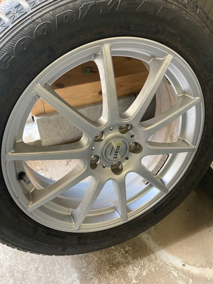 B*s様 M*u様 マナレイ　smart スタッドレス　18インチ　エルグランド