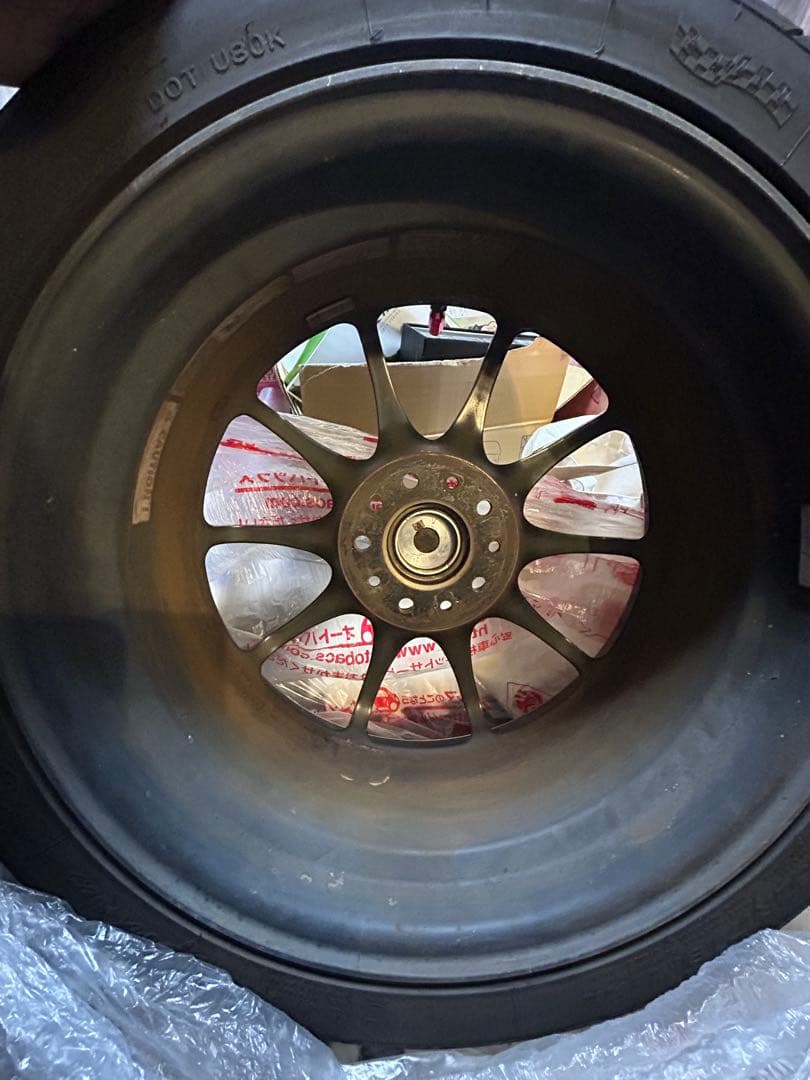 希少品　限定色ボルクレーシングCE28N 177.5j114.3 5H+484本