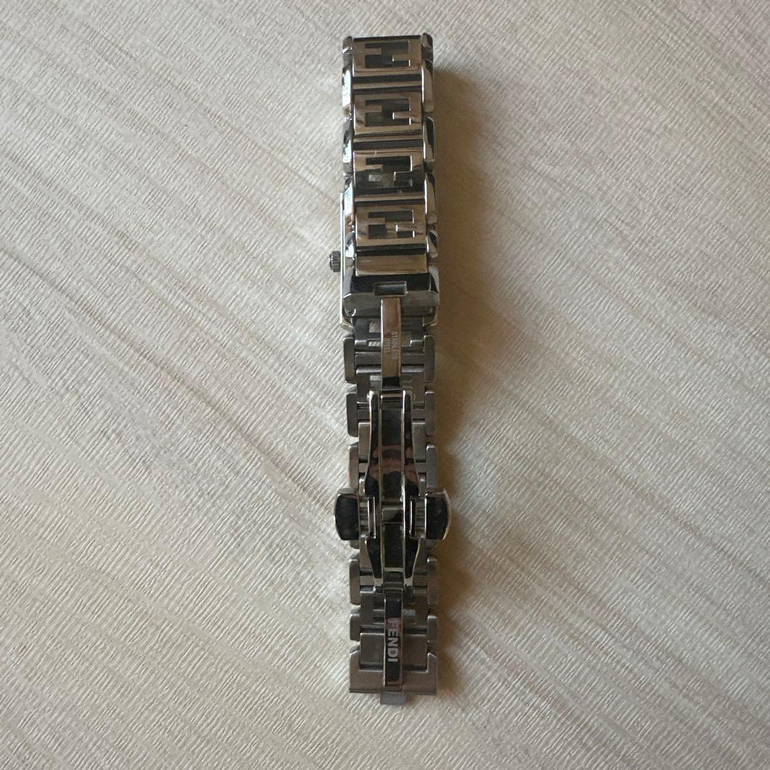 FENDI シルバー 時計　ダイヤモンド