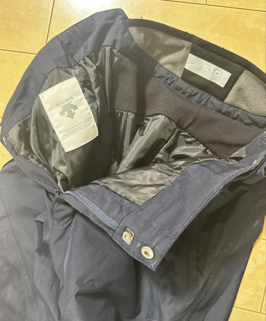 DESCENTE デサント　GORE-TEX 上下　スキーウェア