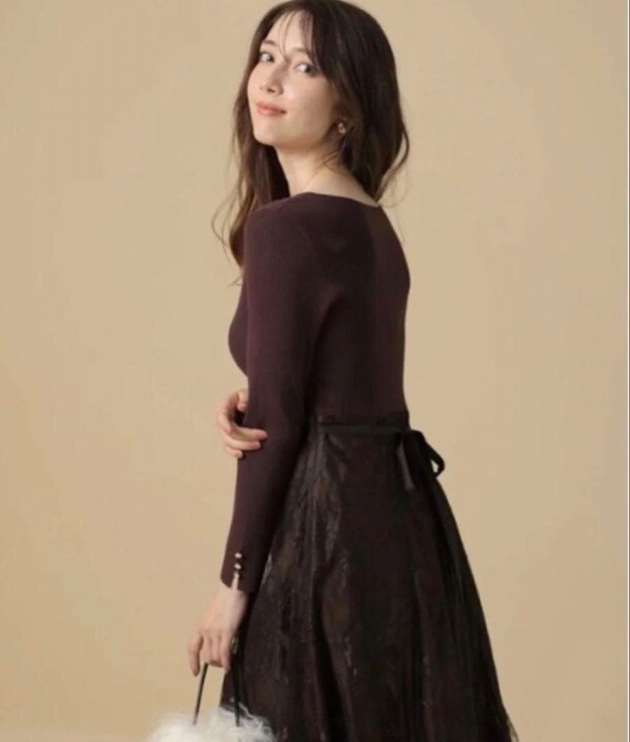 【新品未使用】アプワイザーリッシェ　華奢レースドッキングニットワンピース　コゲ茶