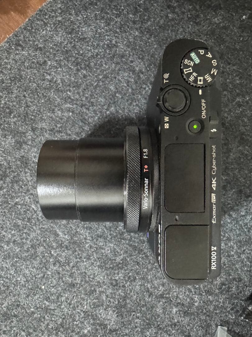 デジタルカメラ Sony DSC-RX100V (DSC-RX100M5A)