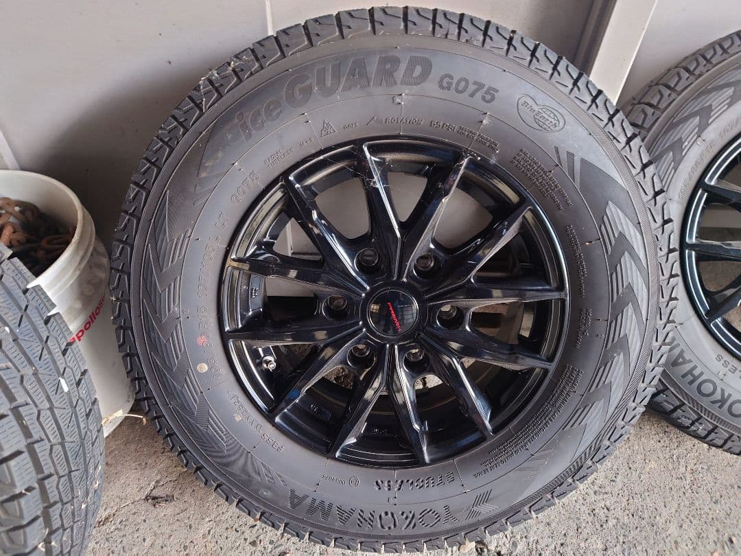 ヨコハマ iceGUARD G075 195/80R15107/105L LT