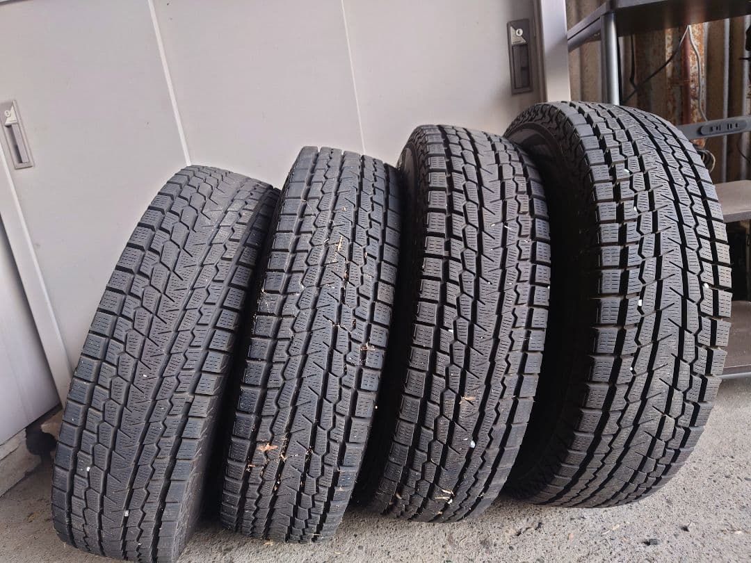 ヨコハマ iceGUARD G075 195/80R15107/105L LT