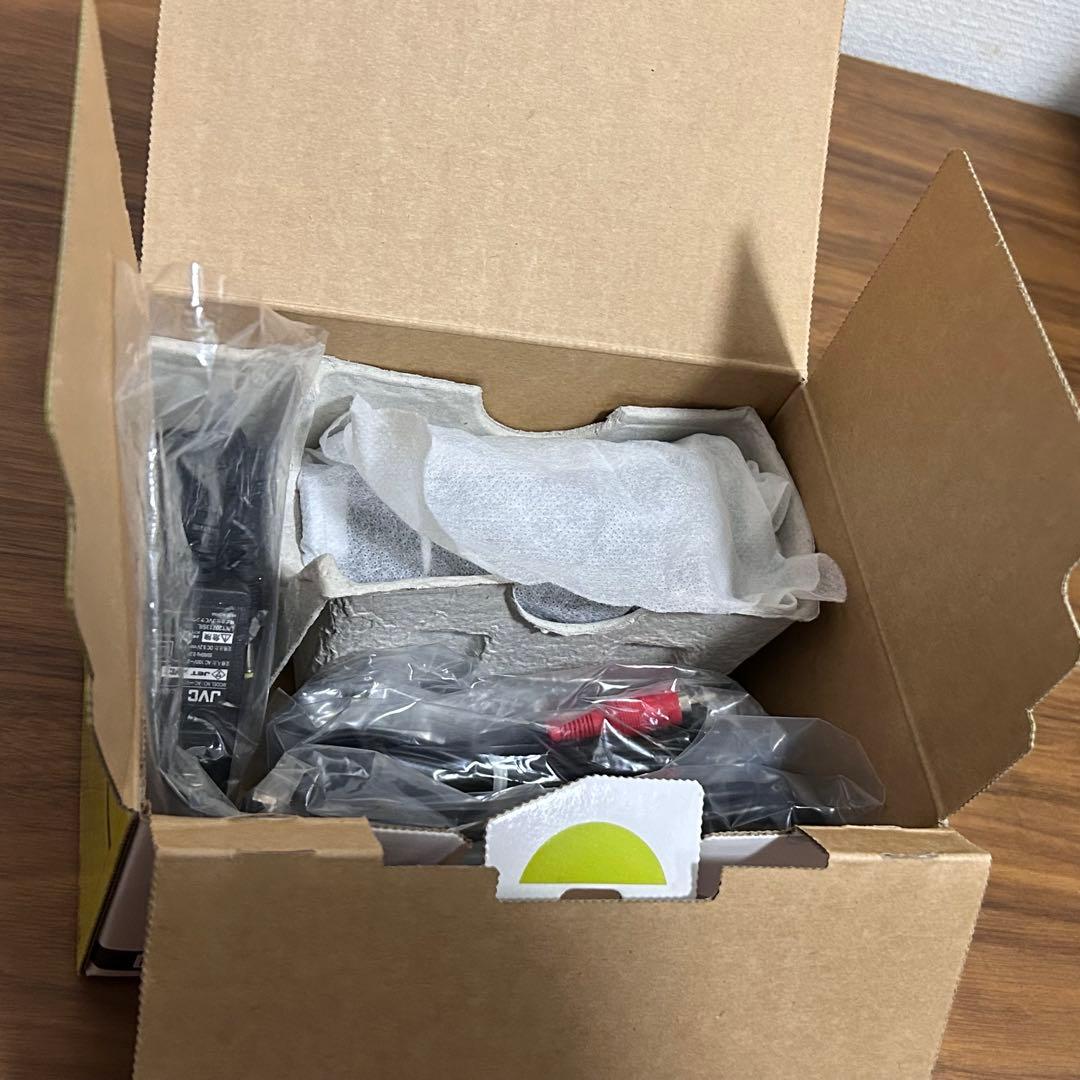 JVC Everio GZ-E180 ビデオカメラ