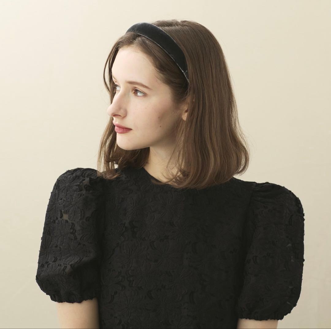 【極美品】ALEXANDRE DE PARIS カチューシャ ベロア 茶