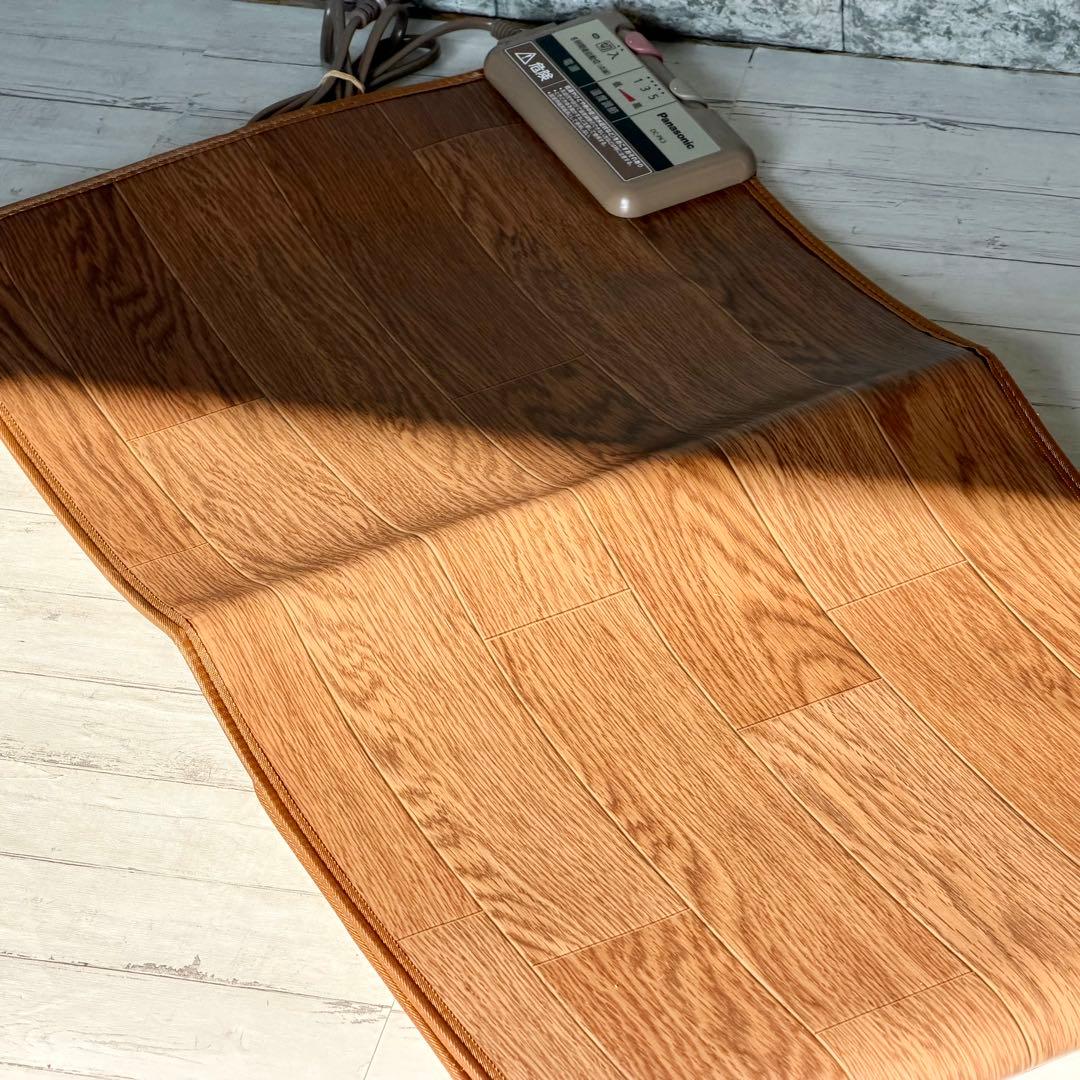 Panasonic「かんたん床暖」横長型ホットカーペット