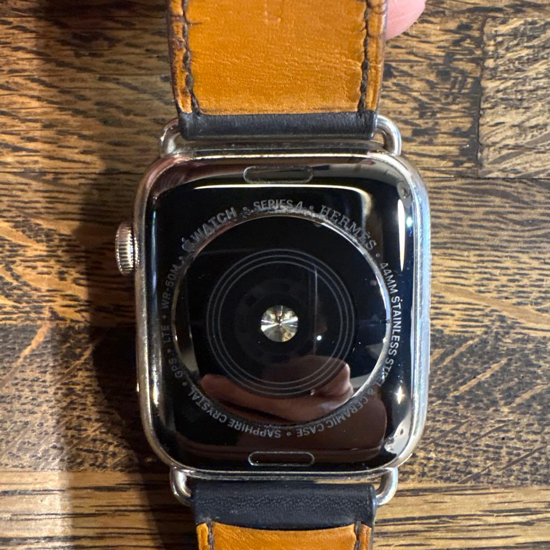 エルメス アップルウォッチ シリーズ4 44mm