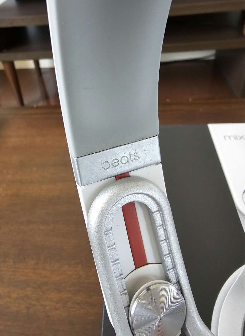 【中古】beats mixr ヘッドフォン　イヤーパッド交換済み