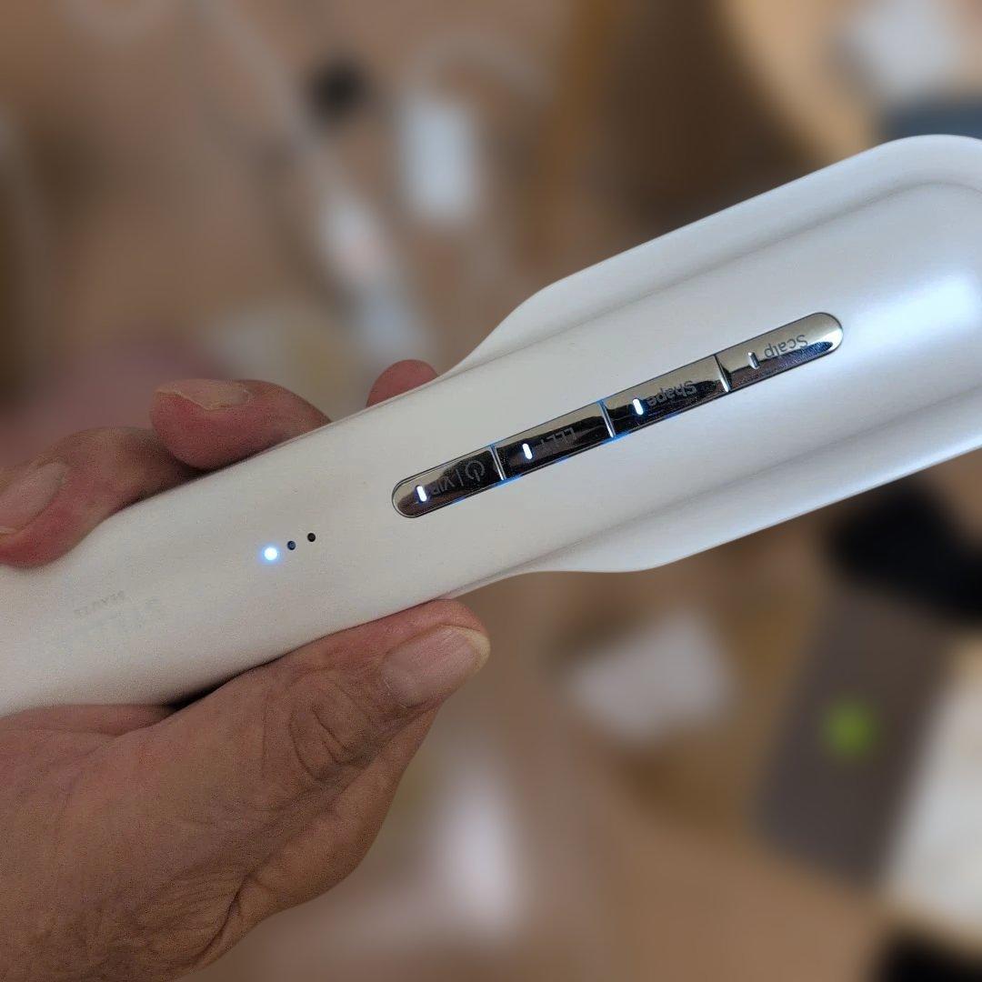 stella beaute レーザー＆EMSリフトブラシ