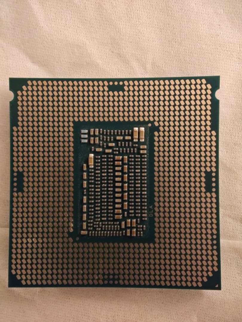 CPU Intel Core i5-9600KF CPU 3.70GHz