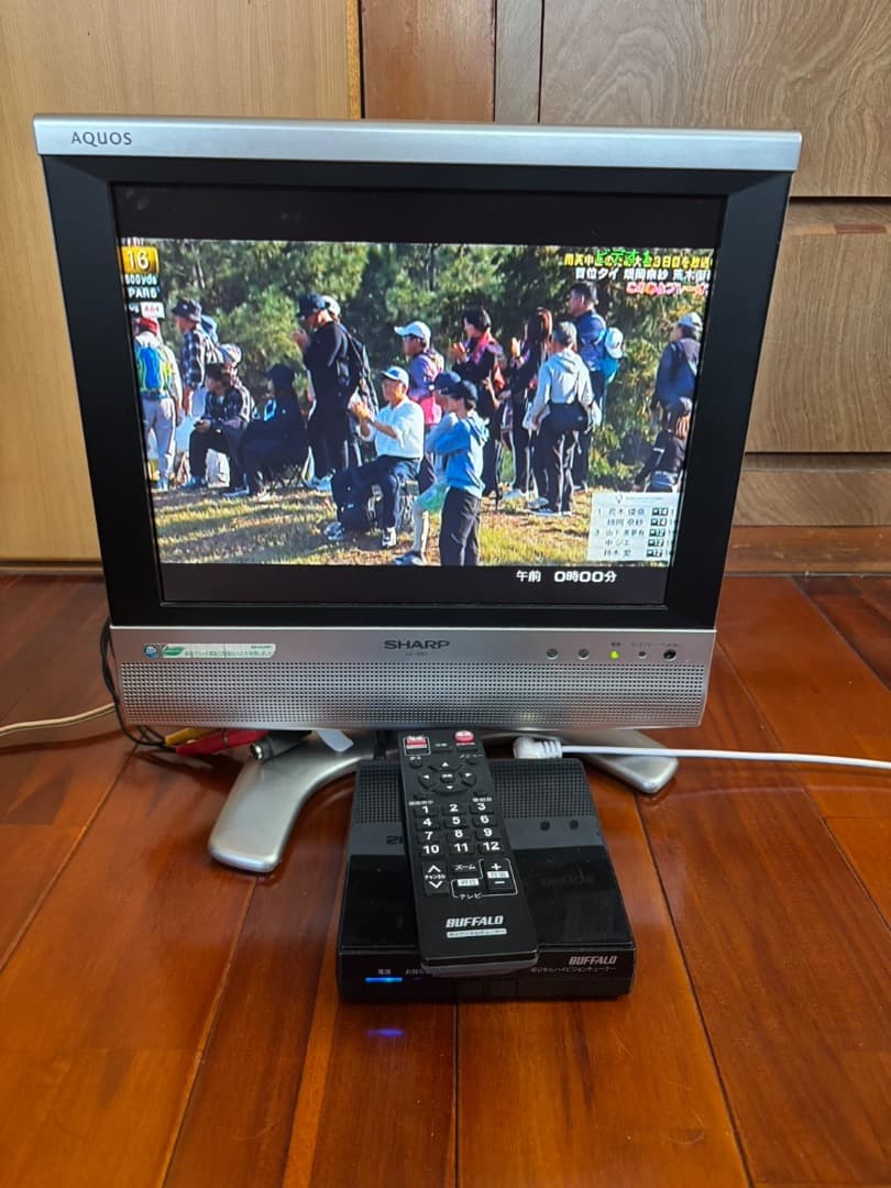 【つむぎ⭐︎ショップ】さま専用　SHARP AQUOS13インチ