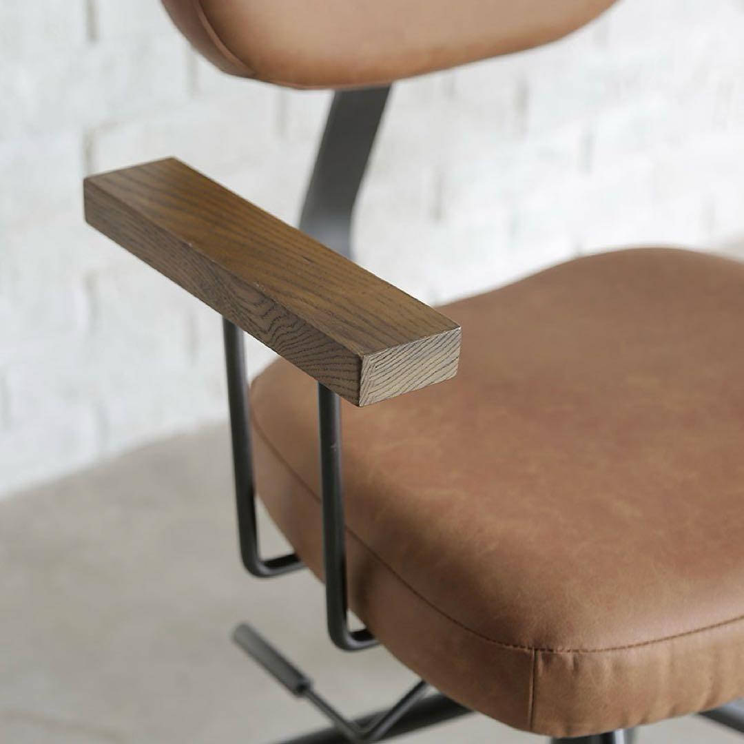 CRASH GATE ランドデスクチェア