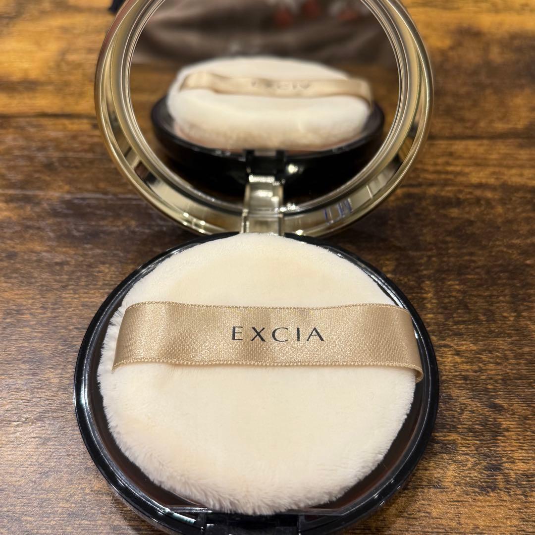 美品⭐︎アルビオン エクシア　セレスティアル ヴェール<フェイスパウダー〉