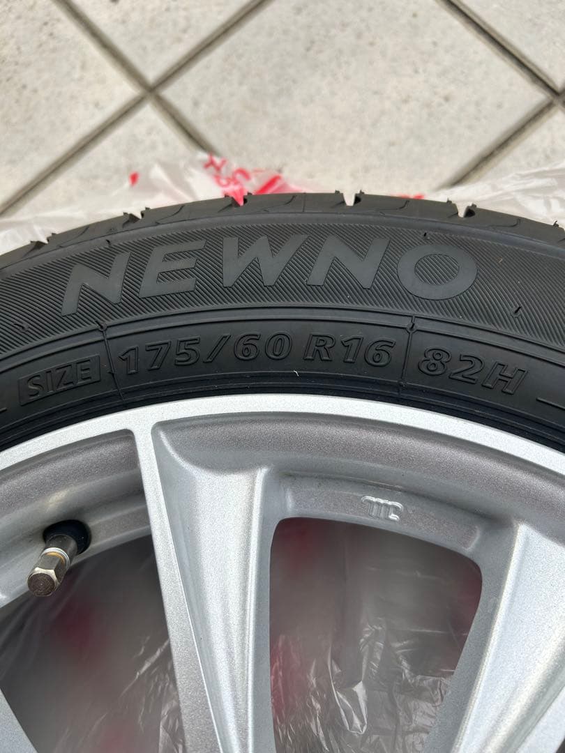 NEWNO 175/60 R16 ホイールとタイヤセット　1本