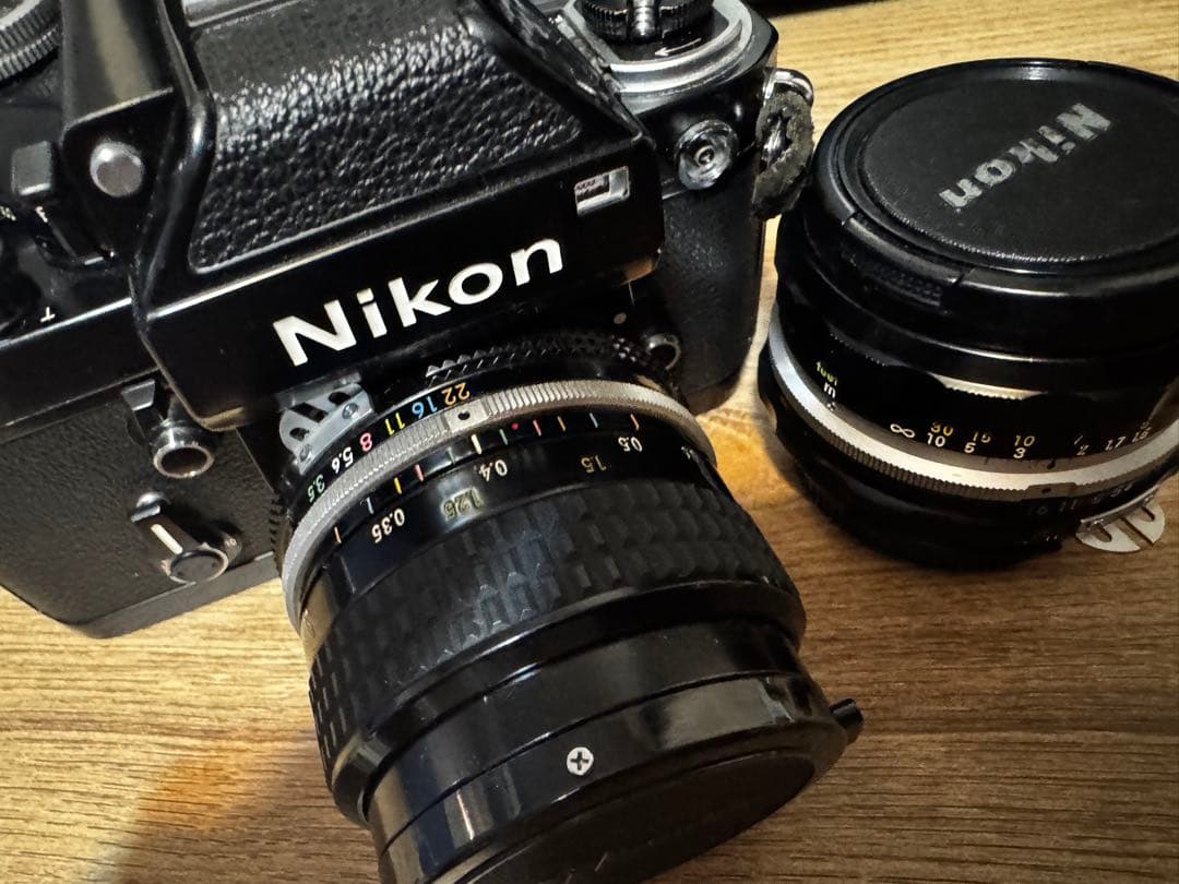 Nikon F2 一眼レフカメラフィルムカメラ　フィルム付き　取り扱い説明書付き