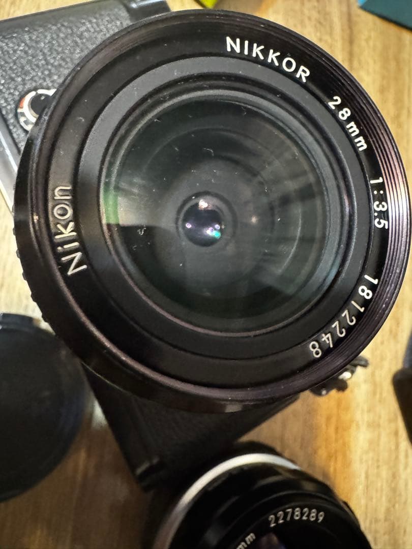 Nikon F2 一眼レフカメラフィルムカメラ　フィルム付き　取り扱い説明書付き