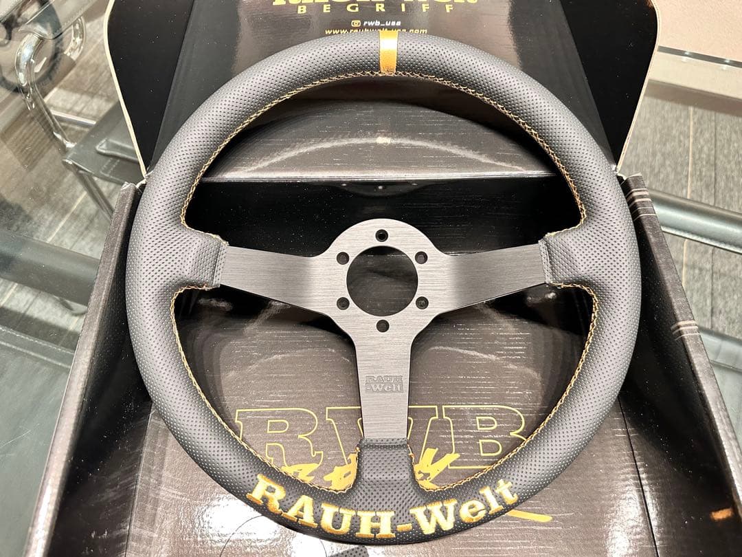 RAUH-Welt 限定ステアリング 219/300