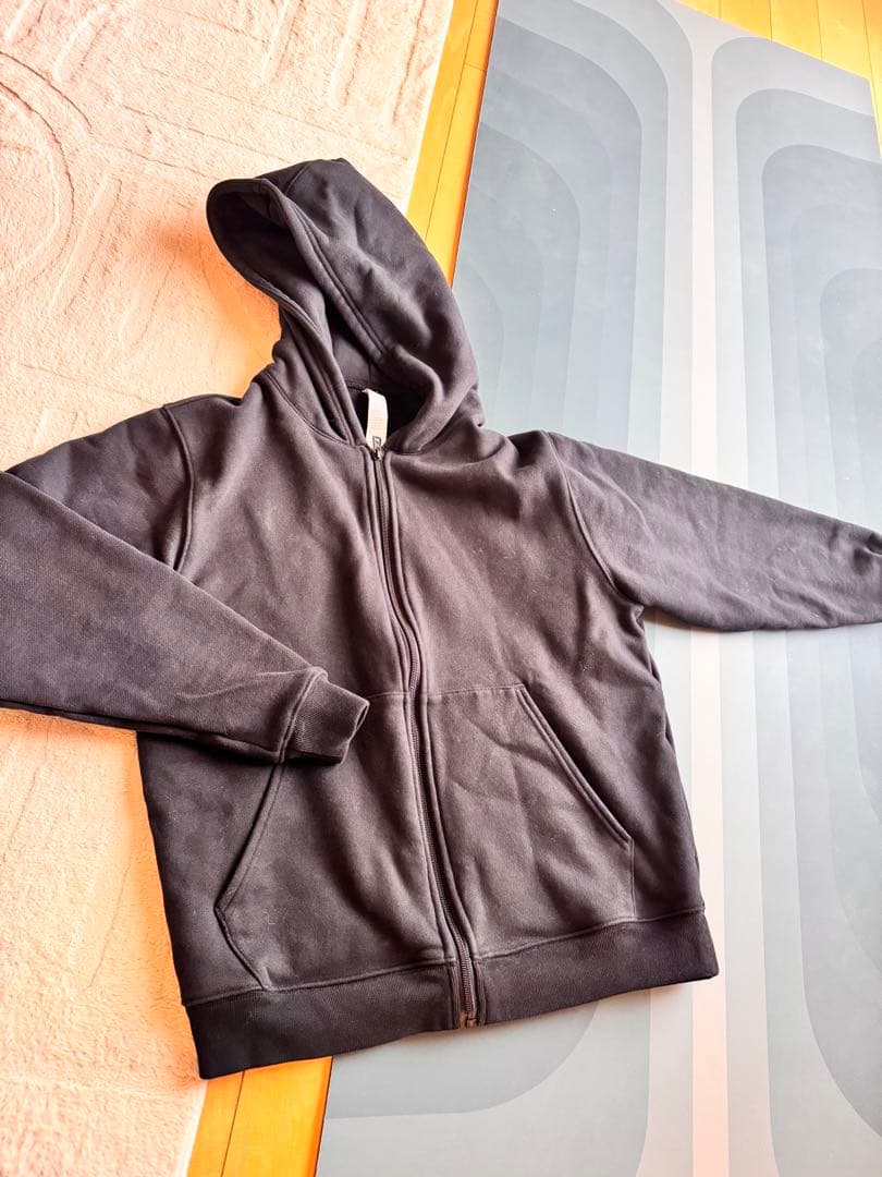 ⭐︎お値下げ　alo yoga フルジップ パーカー 黒