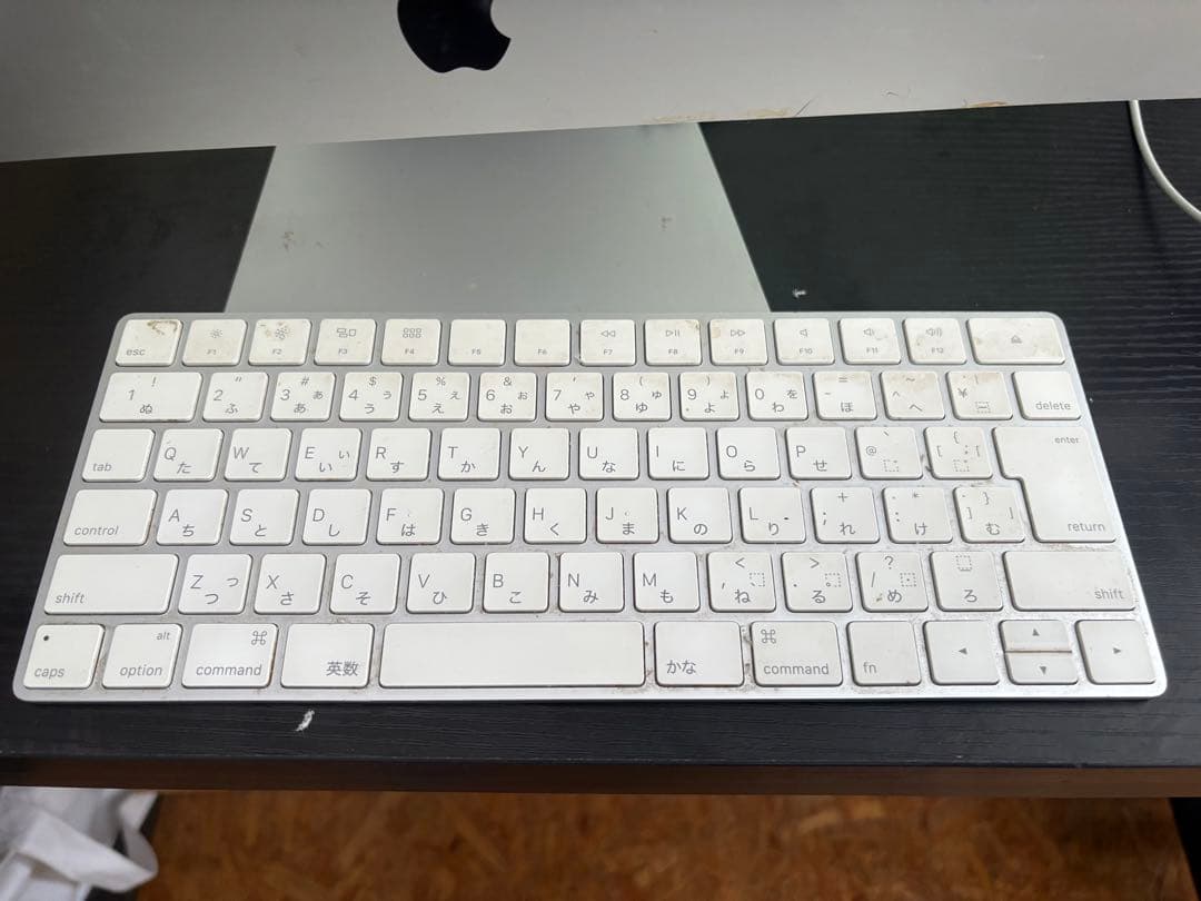 中古Apple iMac シルバー 本体 + キーボード + マウス