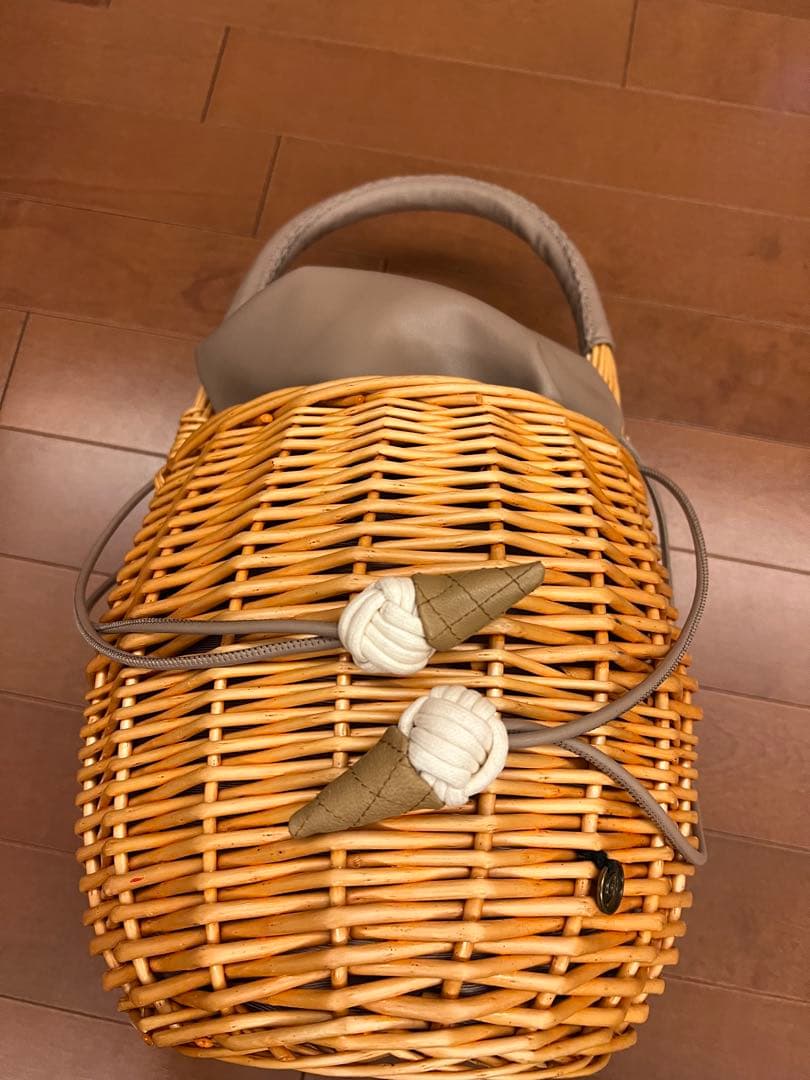 Demodee完売かごバッグソフトクリーム