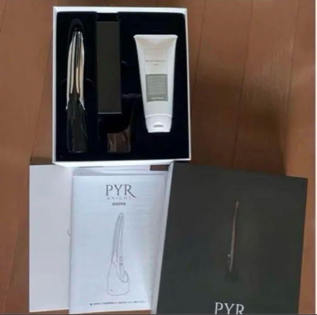 PYR パイラナイト（PYR NIGHT）美容機器　美顔器　顔、全身に