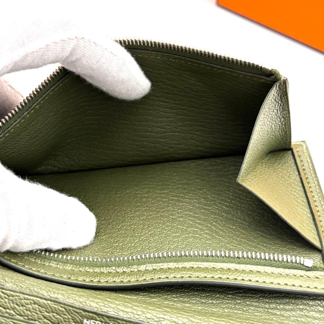 ☆美品☆箱付☆エルメス べアンスフレ シェーブルミゾール 二つ折り長財布 カーキ