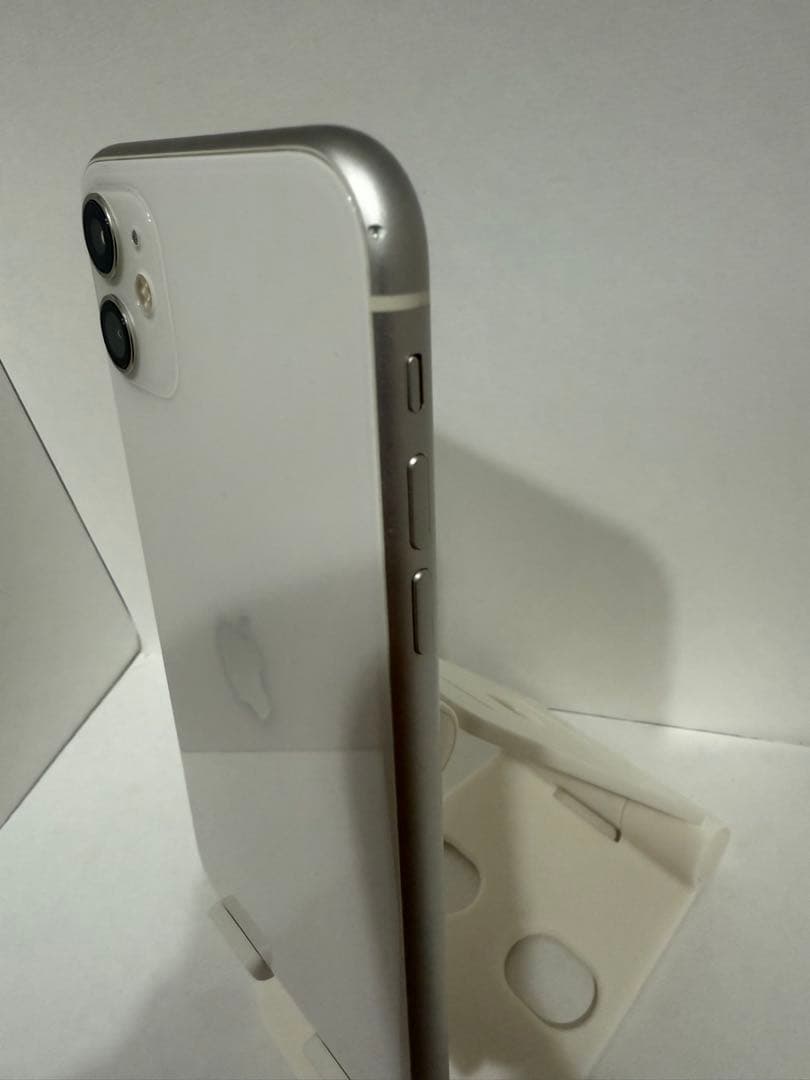 Apple iPhone11 64GB ホワイト 本体