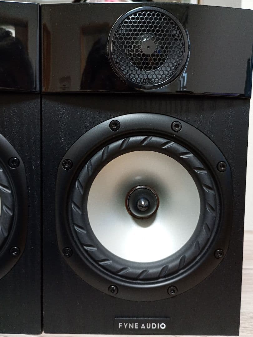 スピーカー・ウーファー Fyne Audio F300