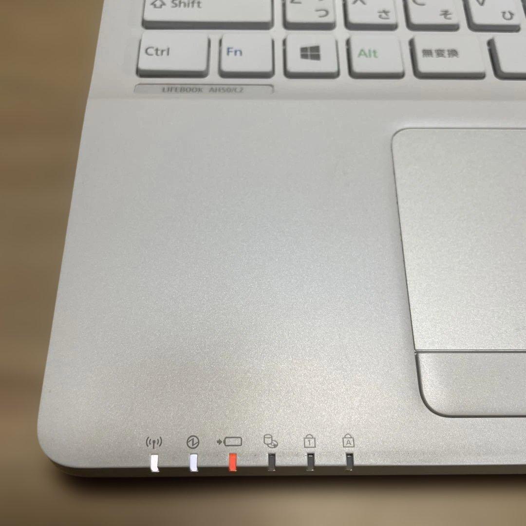 富士通FMV LIFEBOOK AH50/C2 7世代i7