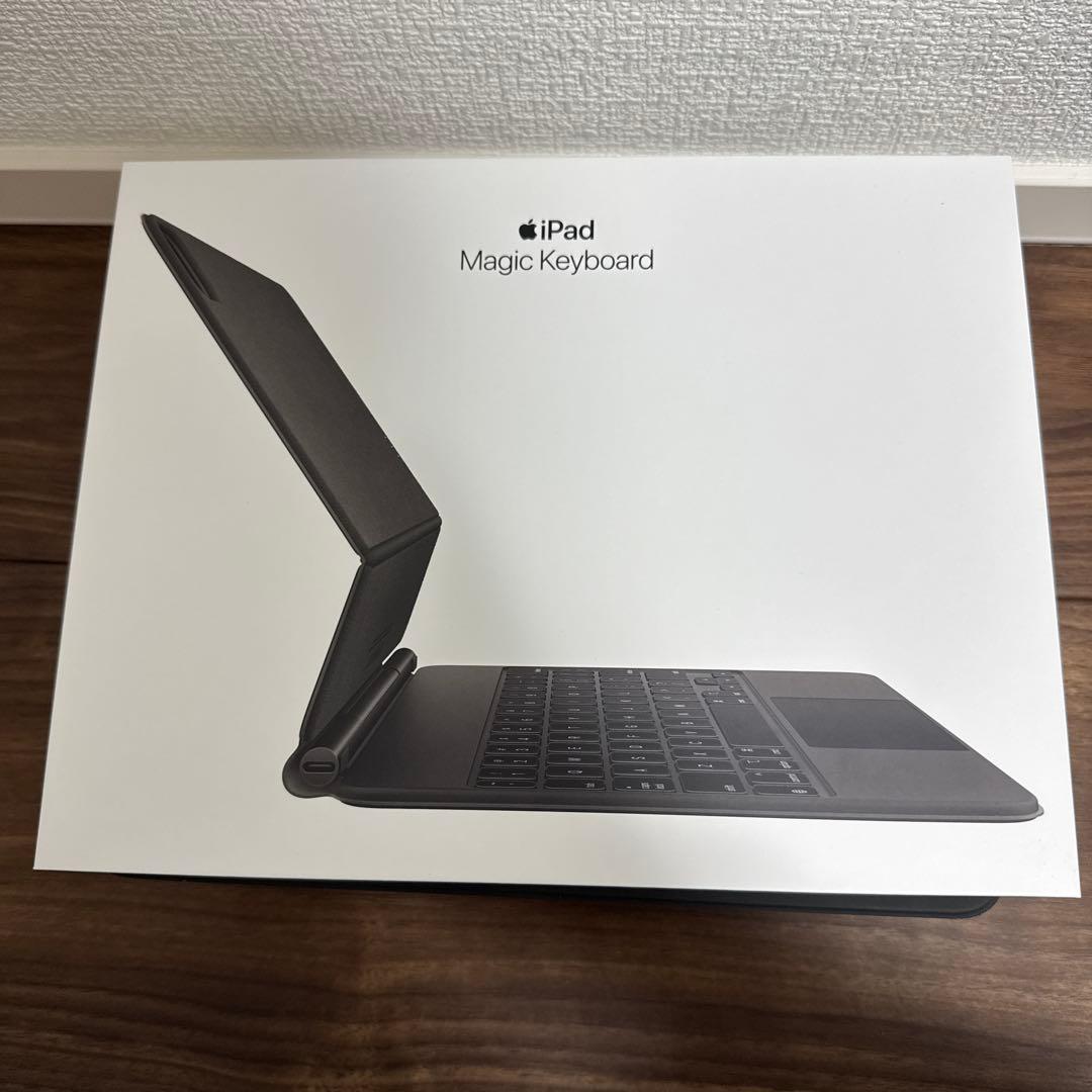 iPad Air（第5世代ブラック64GB Wi-Fiモデル）+純正キーボード