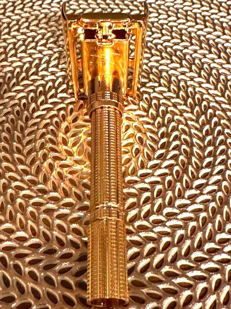 ジレット エグゼクティブ　ファットボーイ　ゴールド （調整式両刃カミソリ）