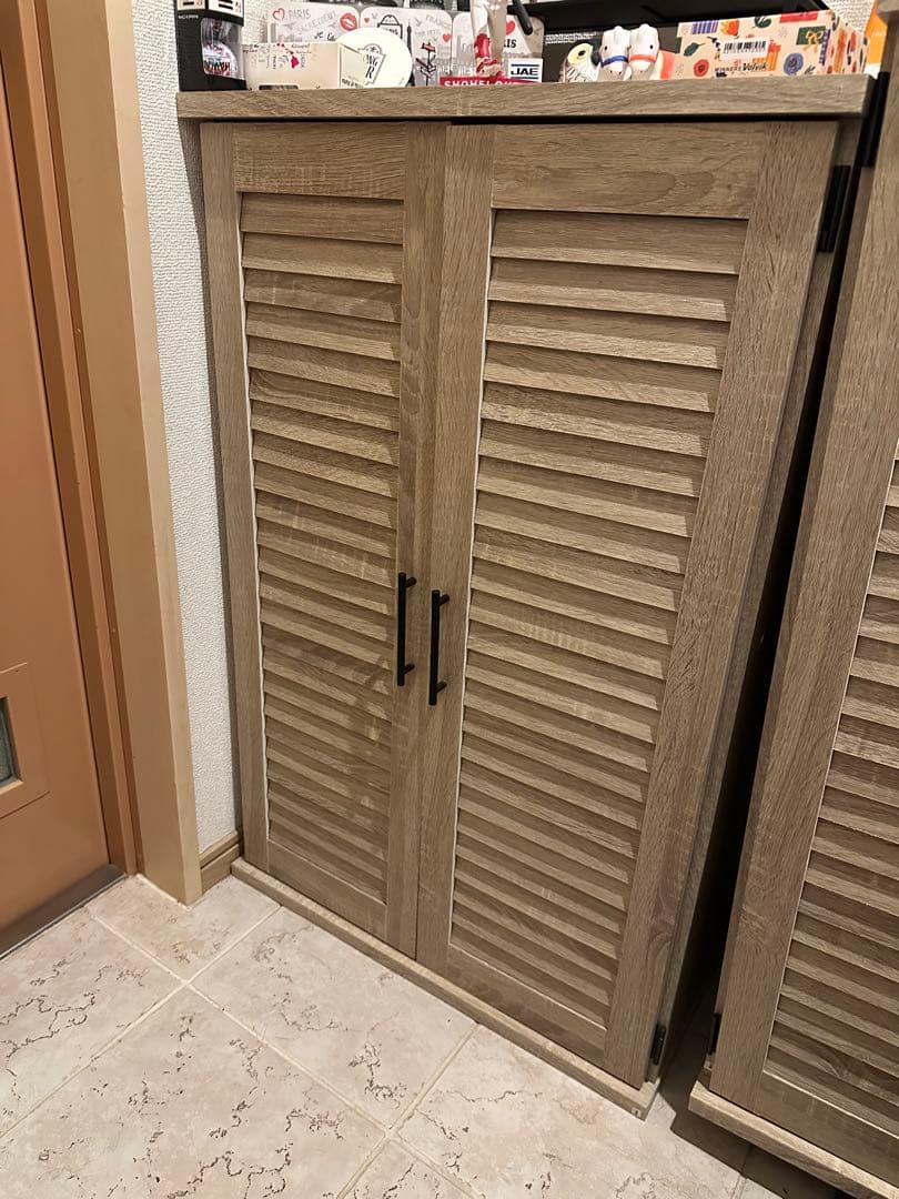 木製シューズラック スラットデザイン