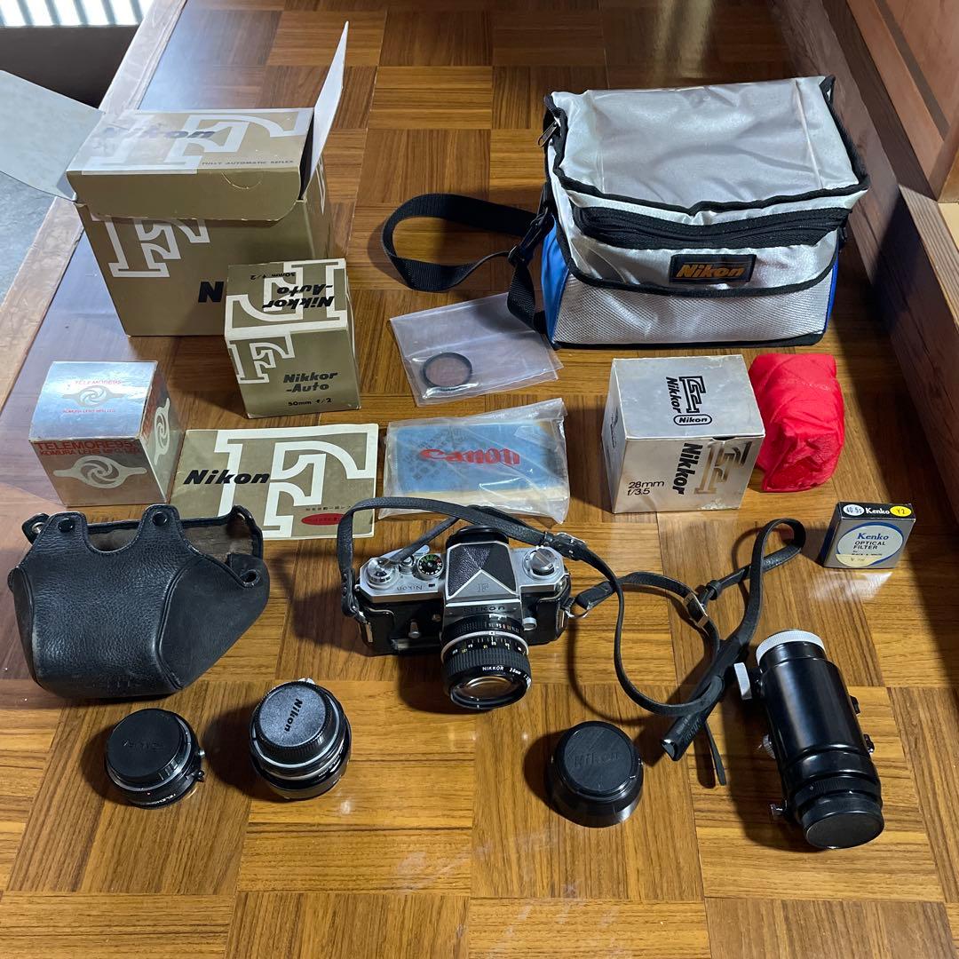 Nikon F フィルムカメラ Nikkorレンズ付き