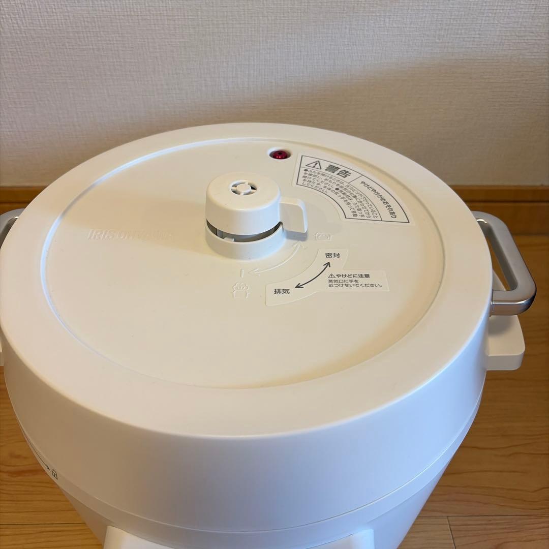 アイリスオーヤマ 4.0L 電気圧力鍋 FC-MA4-W