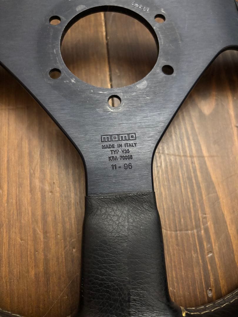 MOMO MOMOCORSE ステアリング 本体　33パイ　ホーン付き