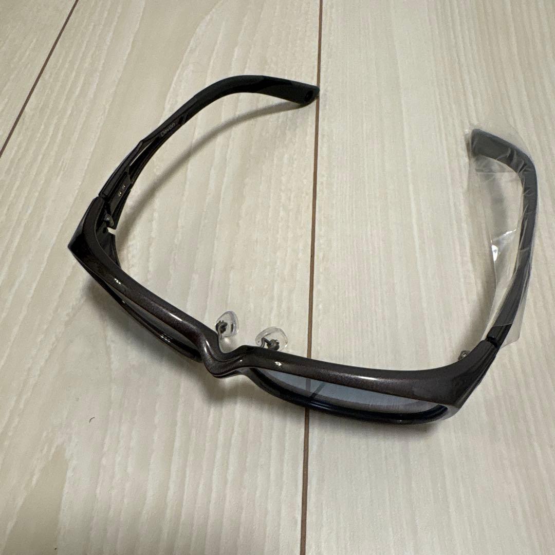 せす ZEQUE Devon ガンメタル サングラス