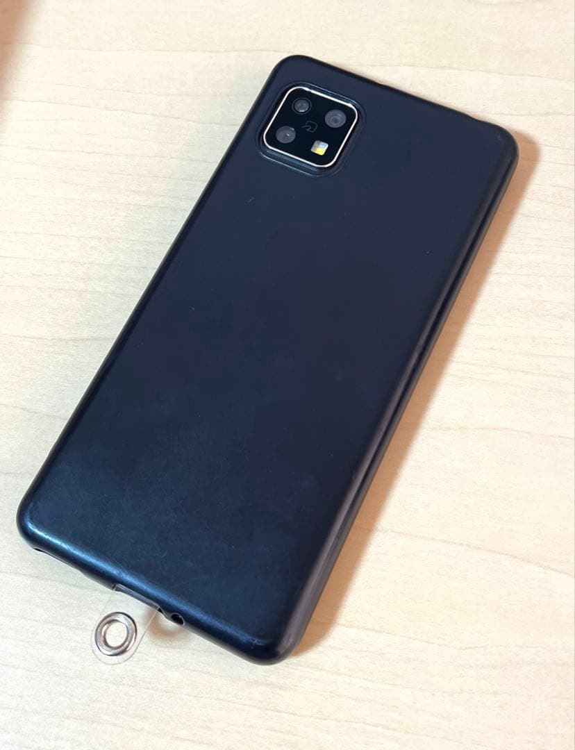 AQUOS sense4 SH-41A ブラック（ケース・フィルム付）