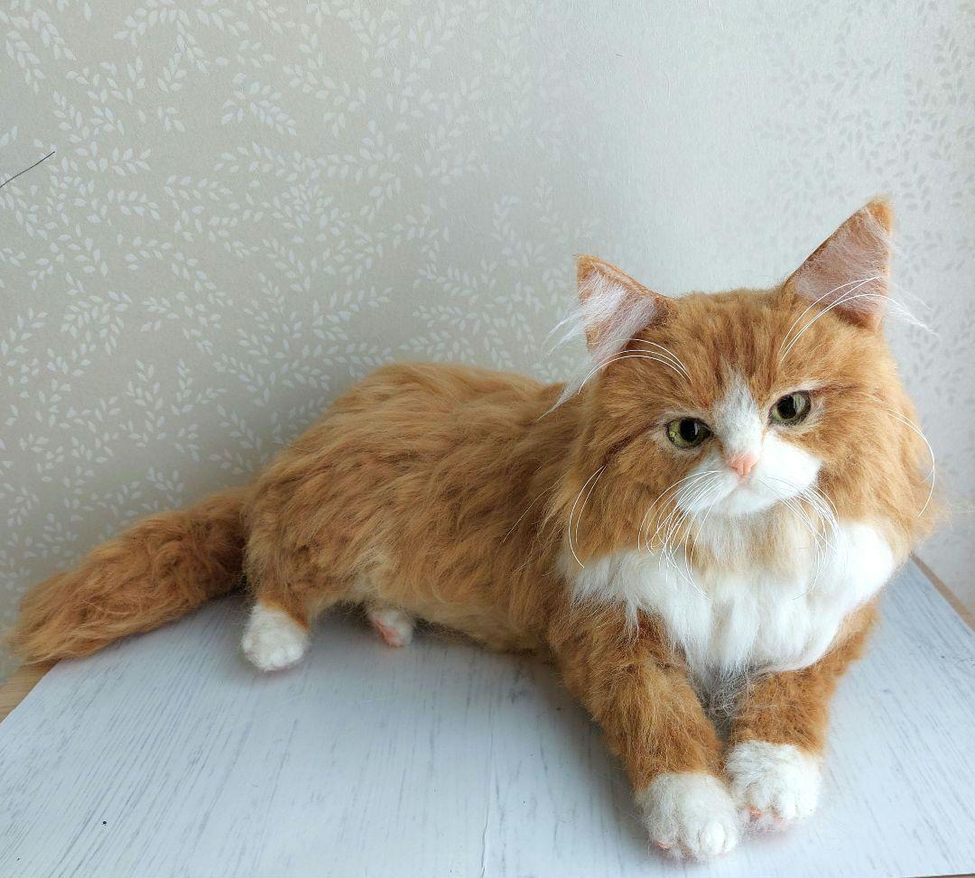 ユ*ナ様 羊毛フェルト　猫(ノルウェージャンフォレストキャット)