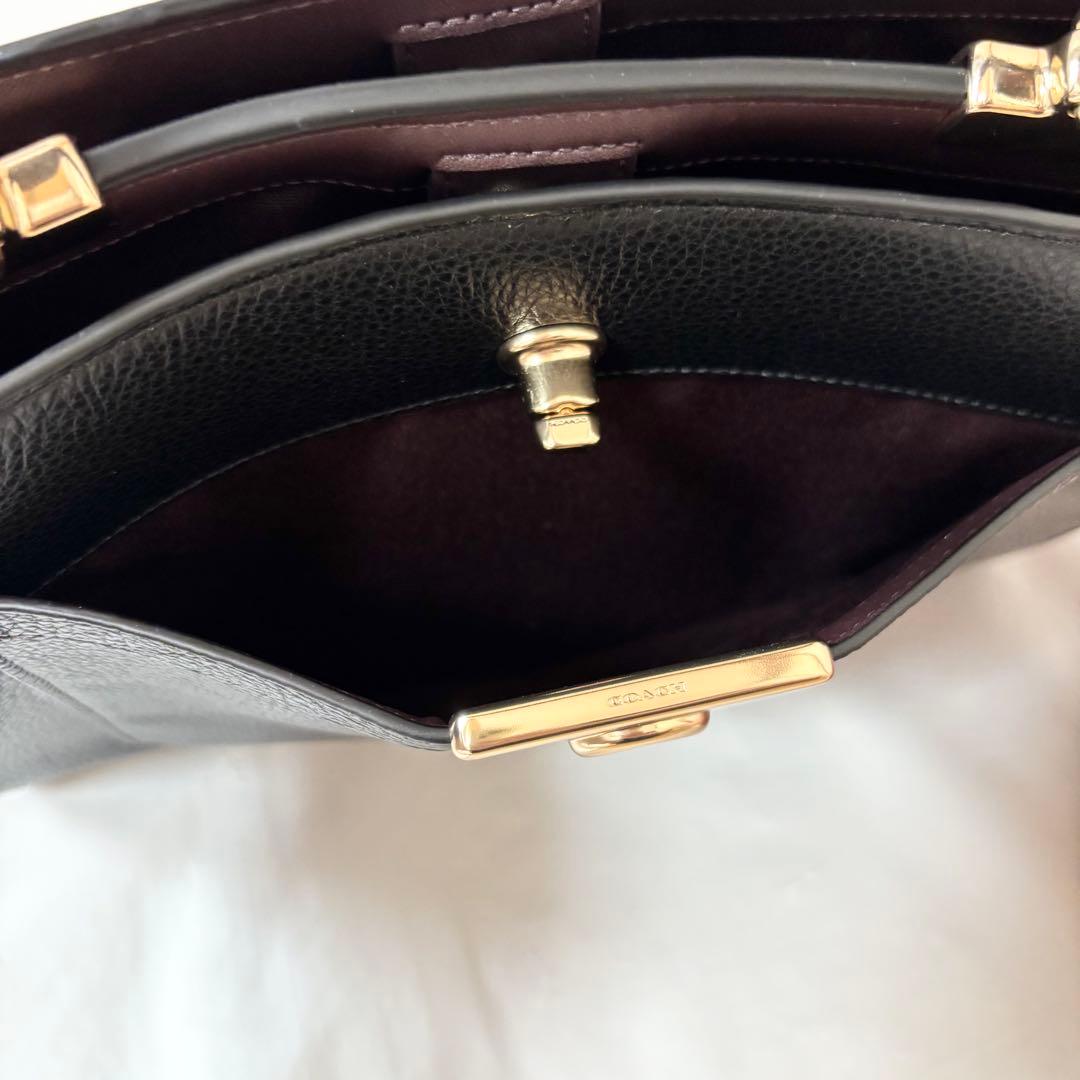 未使用級✨COACH コーチ・2wayバッグ レザー ターンロック ブラック