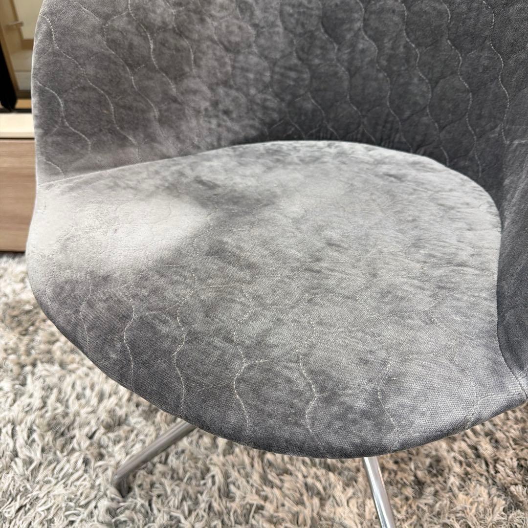 Boconcept Adelaideチェア　回転ベース付