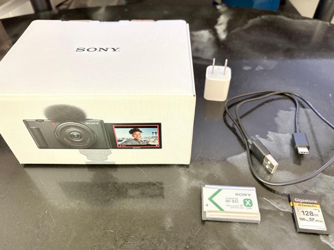 SONY デジタルカメラ ZV-1F ブラック