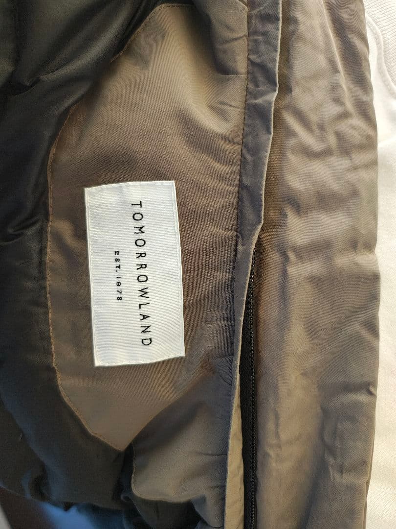 着回し多数！TOMORROWLANDダウンコート（Mサイズ）トゥモローランド